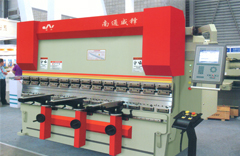 国内的数控折弯机在哪些领域得到了飞跃的突破呢